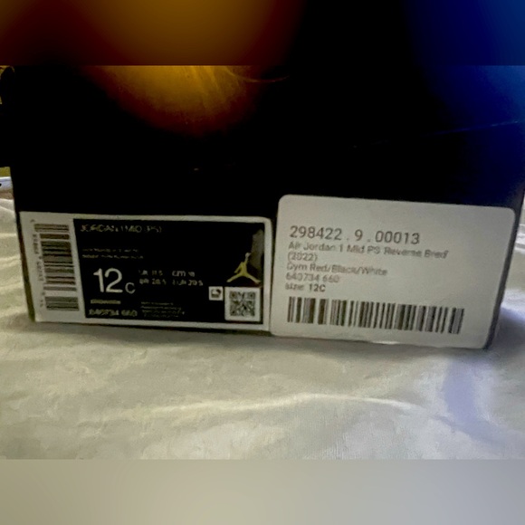 Jordan Air 1 Mid Kids Size 12C 🔥 - Picture 2 of 8